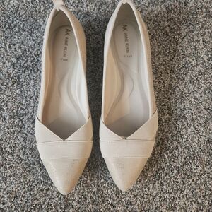 Anne Klein Women's Cream Pointed Toe Flats